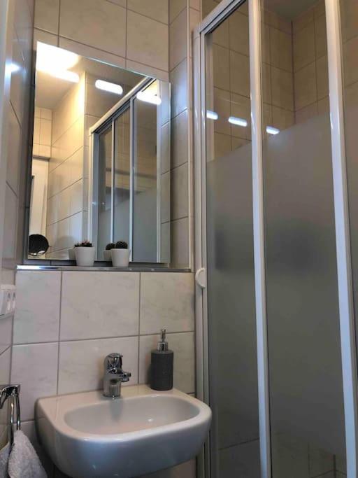 Neues Schoenes Studio, Zentral & Direkt An Der Rems Waiblingen  Buitenkant foto